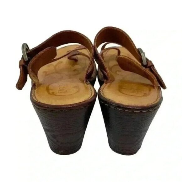 Born Rutina Size 7 Leather Toe Loop Comfort Sandals Slip On Strappy Heels Buckle - Picture 5 of 11